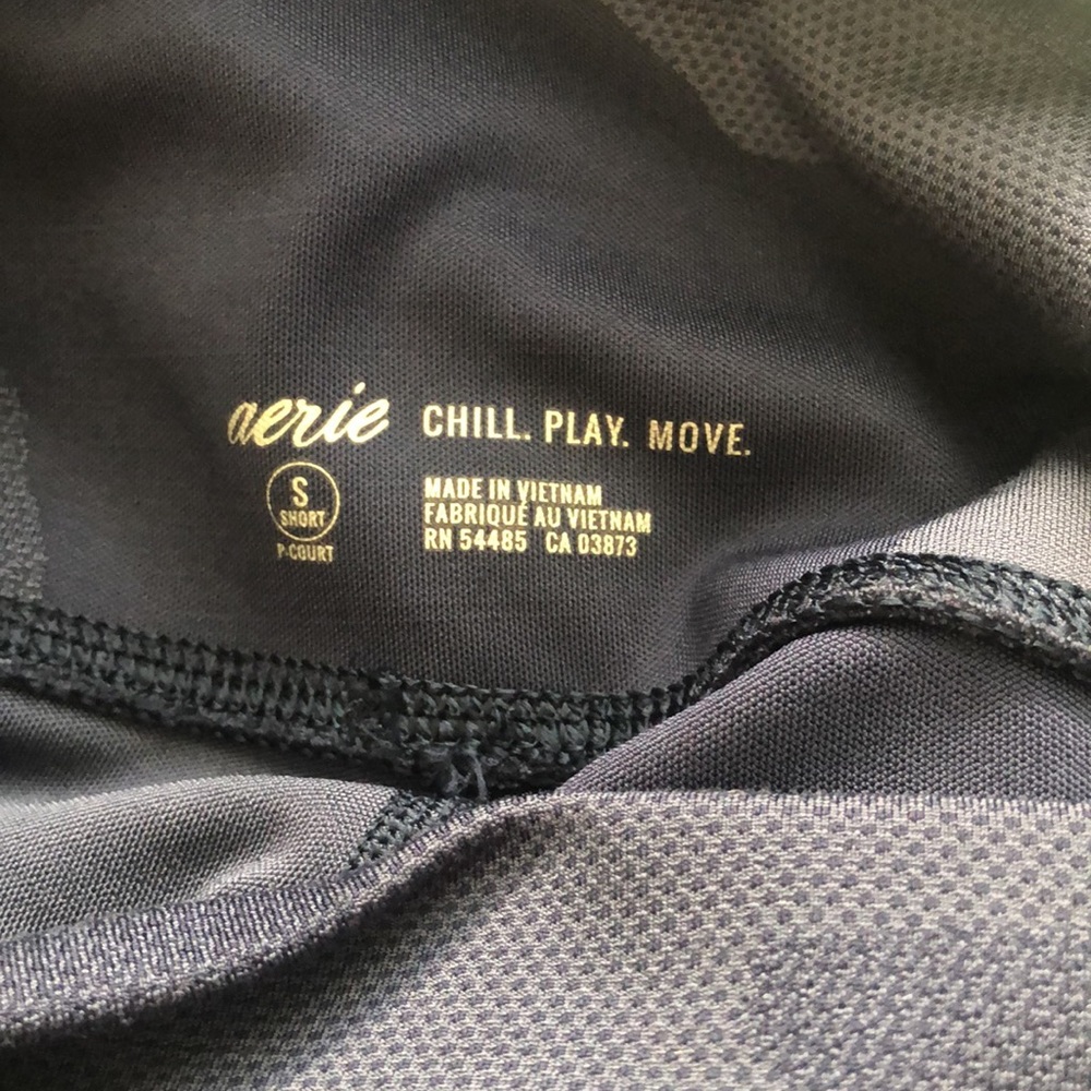 Aerie Blue Camo Leggings Hi-Rise Cropped Inseam Size Small Short Inseam - Picture 12 of 13